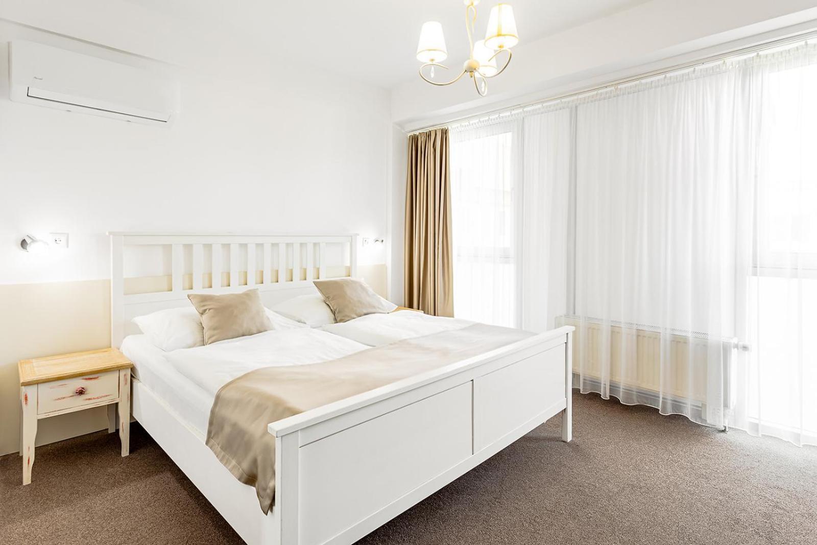 Hotel Saris Bardejov Ngoại thất bức ảnh