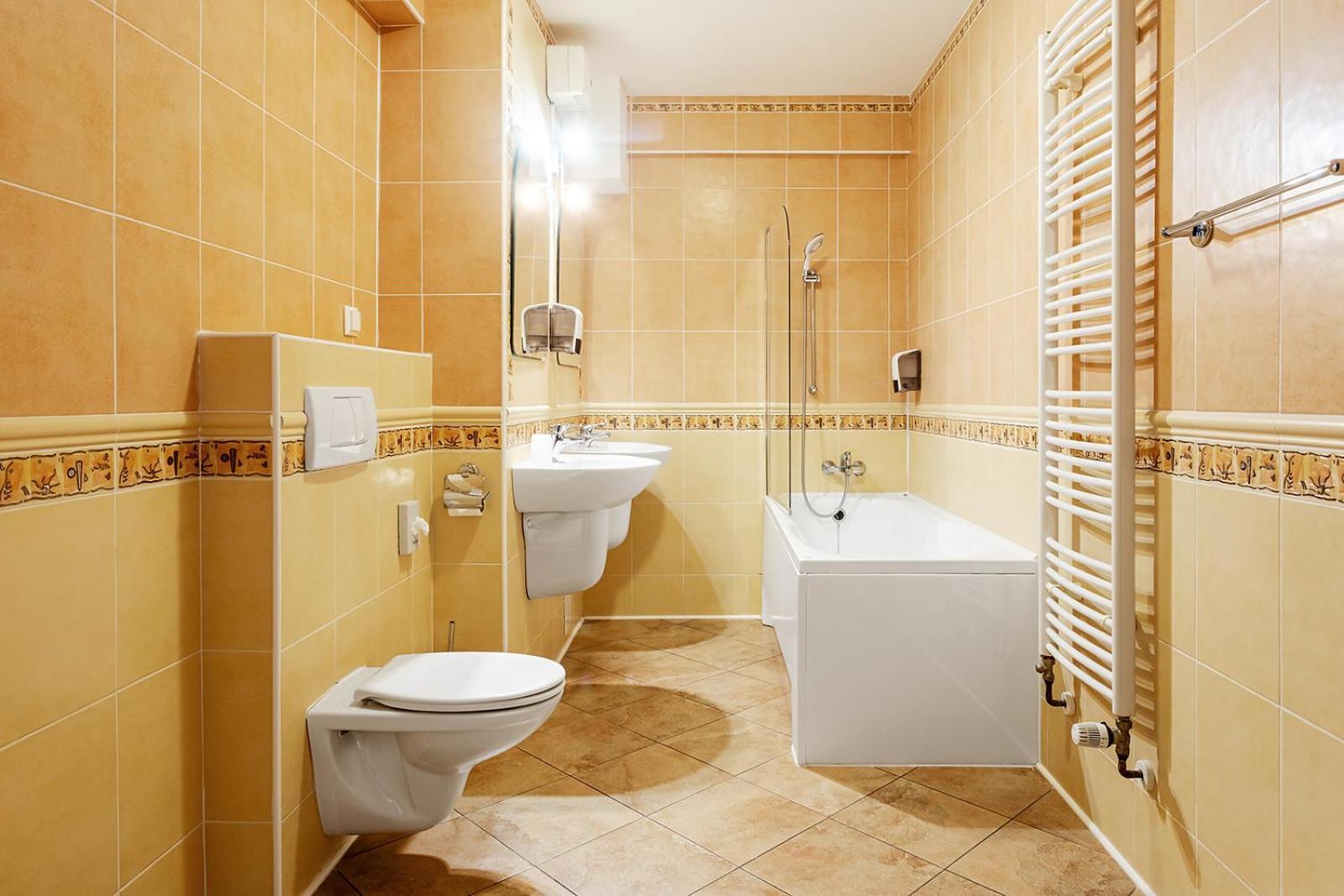 Hotel Saris Bardejov Ngoại thất bức ảnh